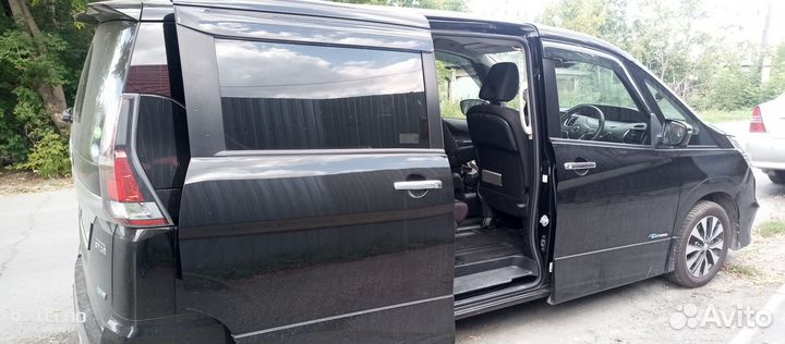 Nissan Serena 2.0 CVT, 2017, 154 725 км