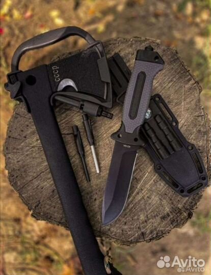 Топор и нож турист