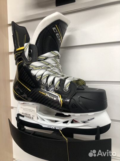 Коньки хоккейные CCM supertacks AS3 pro