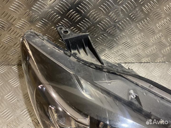 Фара правая Mazda CX-5 KE 2011-2017 KE