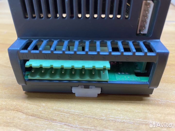Modicon M171/M172 T Schneider Electric Контроллер