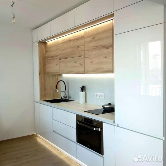 Кухня в потолок на заказ