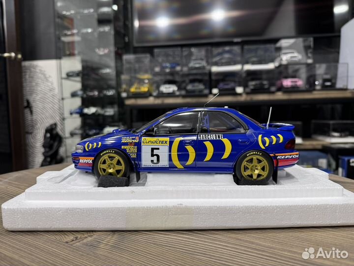 Kyosho Subaru Impreza sainz/moya (KYO8962B0) 1:18