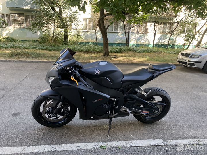 Honda cbr1000rr