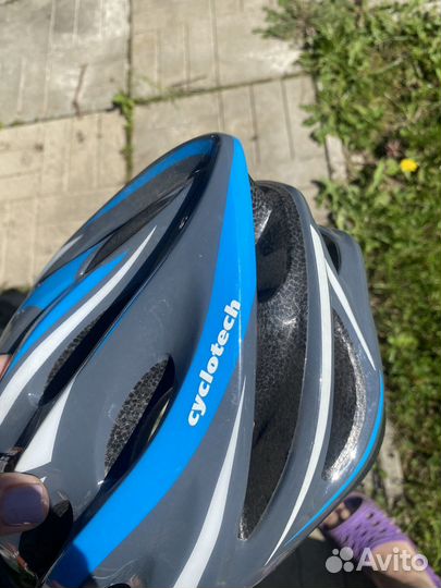 Шлемы разные. все по 300