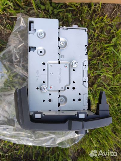 Штатная магнитола / шгу Toyota RAV4