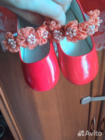 Обувь для девочки размер 19-20