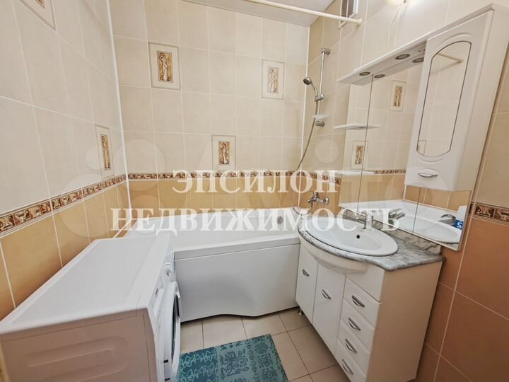 2-к. квартира, 61,2 м², 3/17 эт.