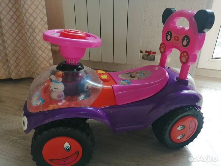 Машинка каталка толокар