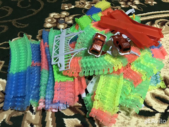 Детские игрушки гоночный трек