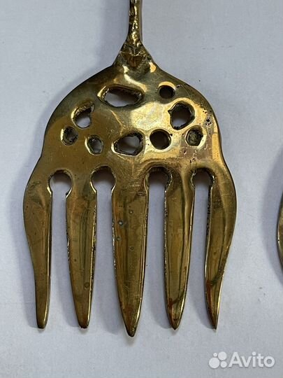 Столовые приборы для сервировки салата