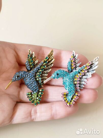 Брошь колибри