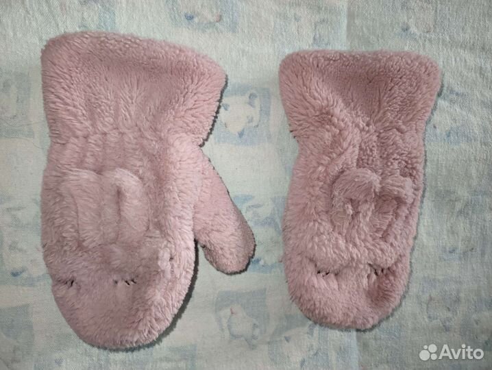 Шапка, кофта, свитер, варежки, тёплая одежда