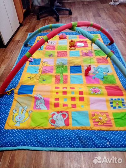 Развивающий коврик
