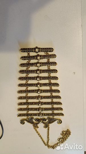 Нагрудник женский