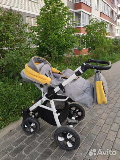 Коляска 2 в 1 Adamex + Коврик для игры в подарок