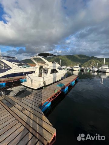 Продам Bayliner 3258
