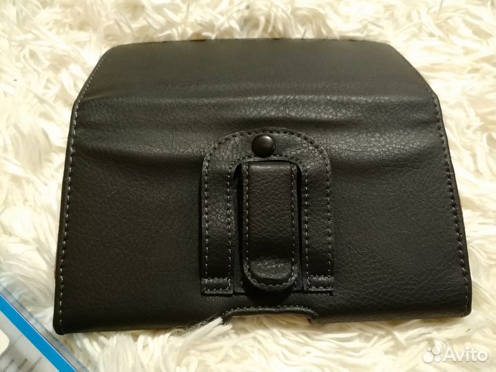 Чехлы-книжки для сотовых телефонов