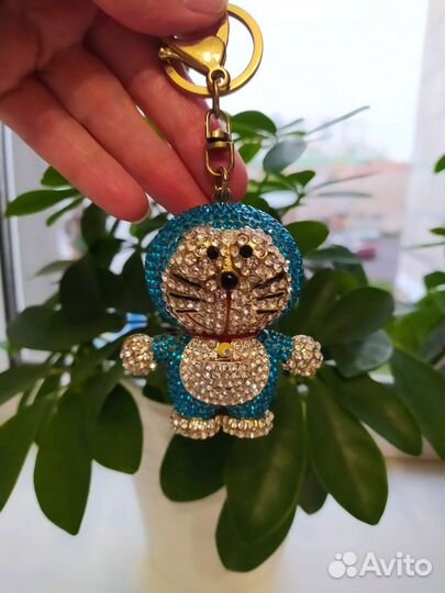 Брелок со стразами