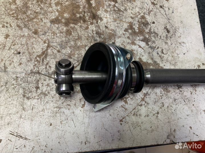 Привод правый левый Рено Логан 2014 Ларгус Сандеро