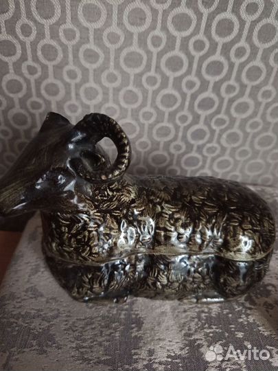 Фарфоровая маслёнка Кузнецова