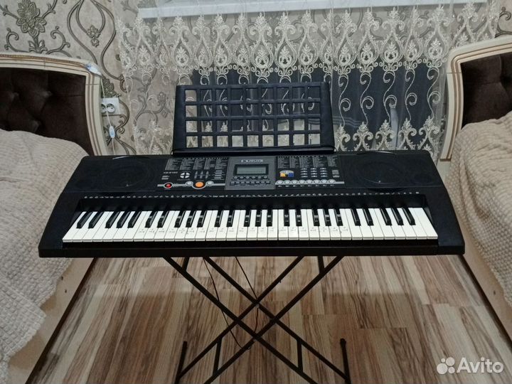 Синтезатор tesler