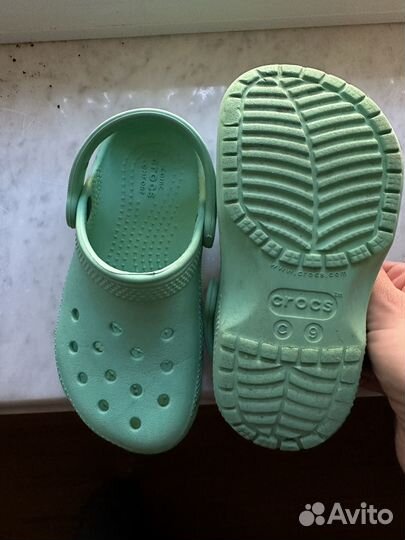 Crocs c 9