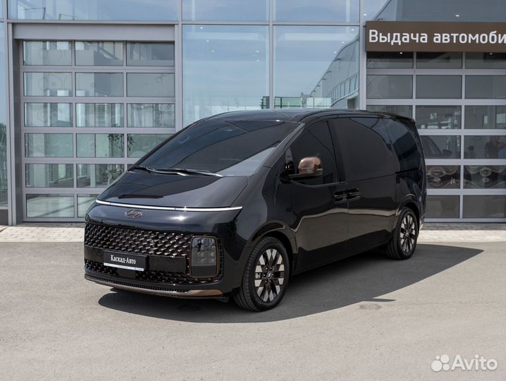 Hyundai Staria 2.2 AT, 2022