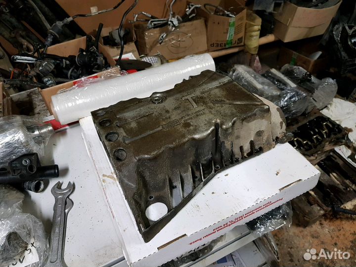 Поддон Рено Дастер 2.0 F4R 8200973856