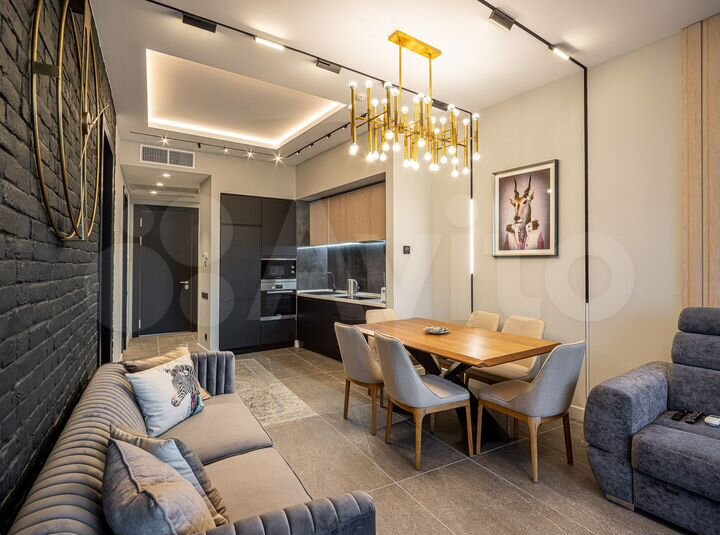 3-к. квартира, 95 м², 17/27 эт.