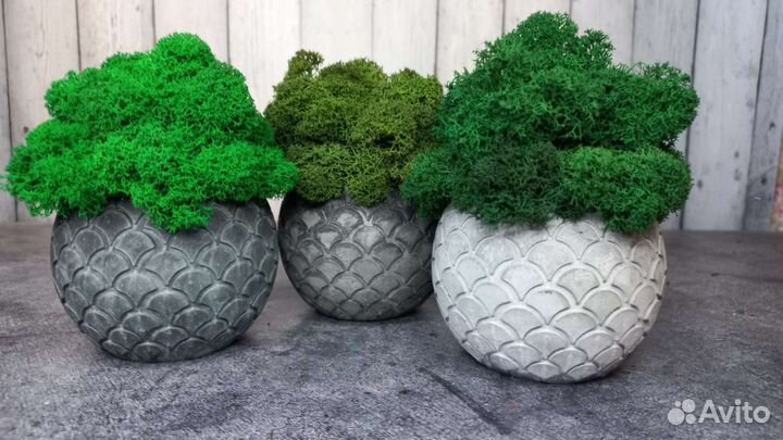 Украшение для интерьера кашпо с рельефом