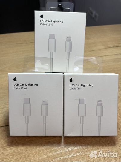 Кабель для iPhone USB-C to lightning /блок 20W