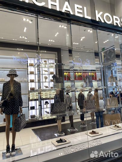 Агент, Байер в Италии