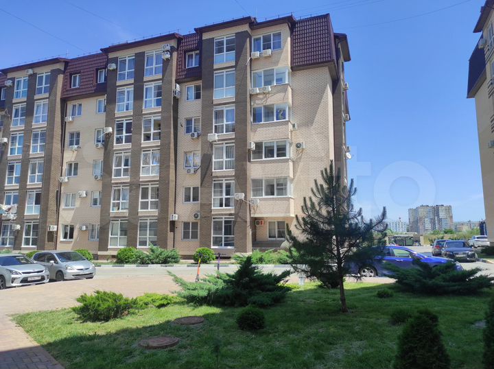 2-к. квартира, 67 м², 1/6 эт.