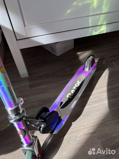 Самокат Razor A Series Special Edition Holographic