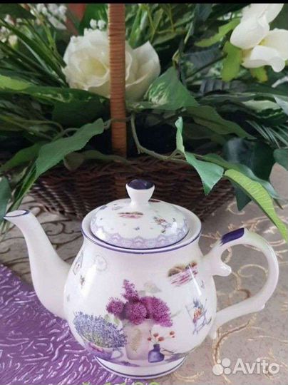 Чайник новый, посуда разная