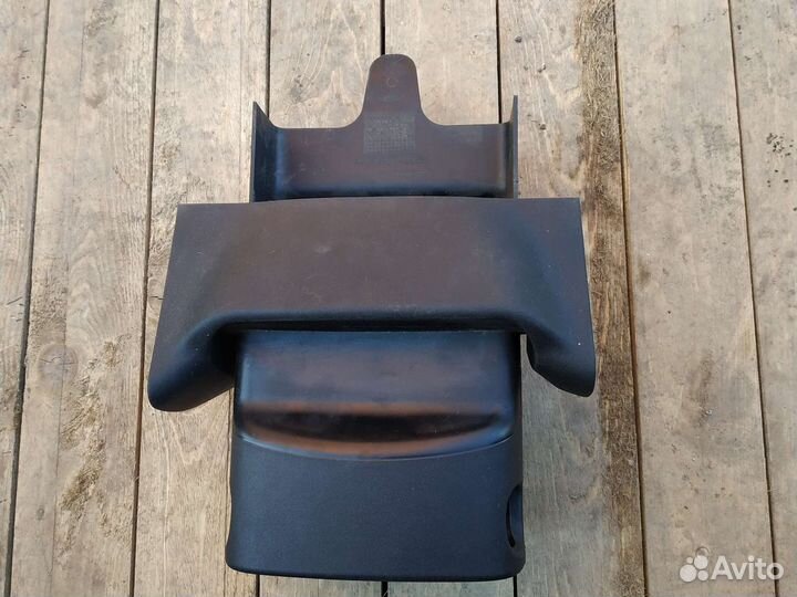 Кожух рулевой колонки Ford Fusion