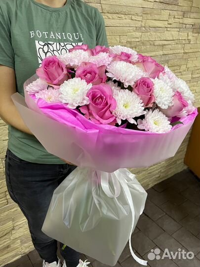 Букнт розы хризантемы