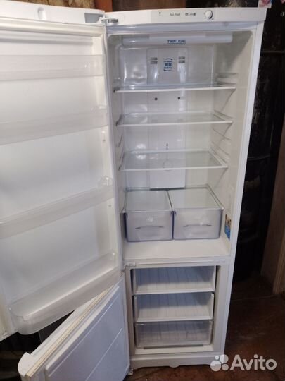 Холодильник Indesit