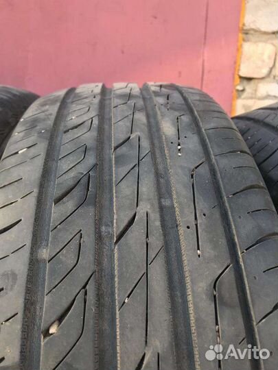 Nitto NT860 215/65 R16