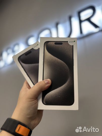 iPhone 15 Pro, 256 ГБ
