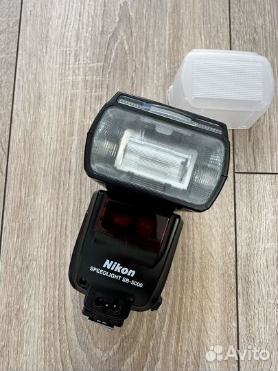Вспышка камеры nikon SB-5000