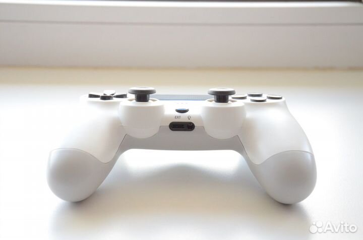 Геймпад CBR CBG 960 White PS4/PC BT/microusb