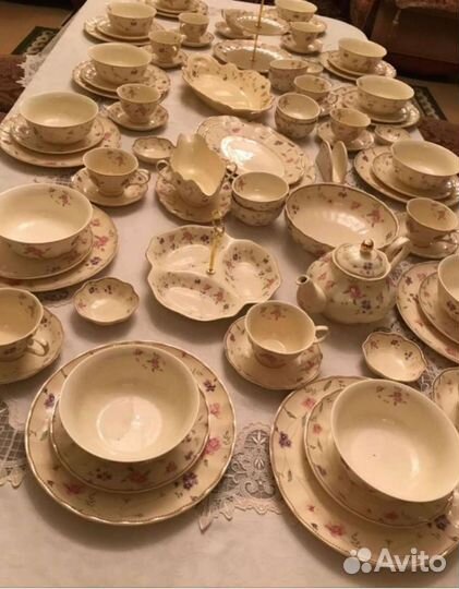 Набор столовой посуды на 12 персон