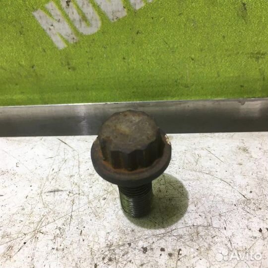 Болт коленвала Фольксваген Гольф 3 Венто