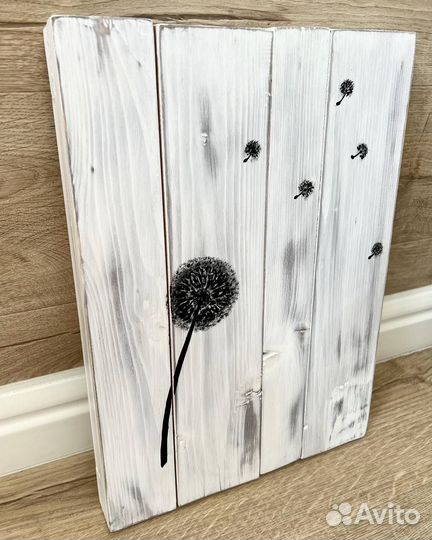 Картина в скандинавском стиле на досках