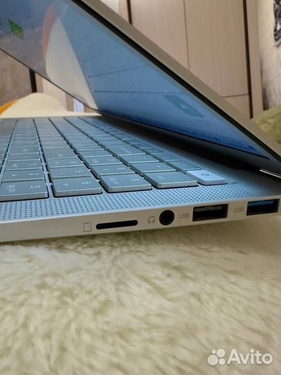 Ноутбук Digma Pro Sprint M Silver DN16R3-8CXW01