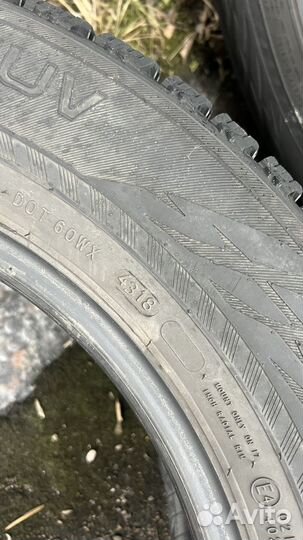 Nokian Tyres Hakkapeliitta R3 SUV 215/65 R17 103R