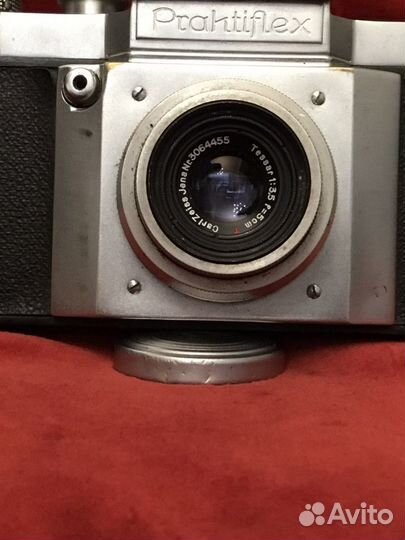 Пленочный зеркальный фотоаппарат