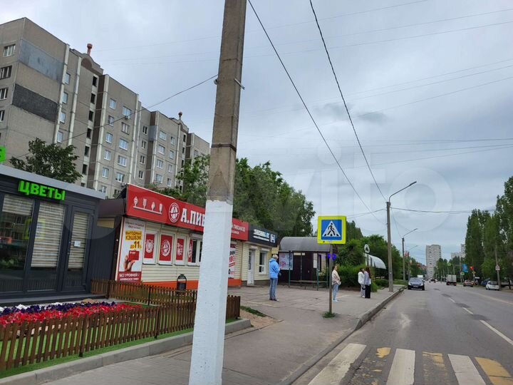 Торговая площадь на остановке